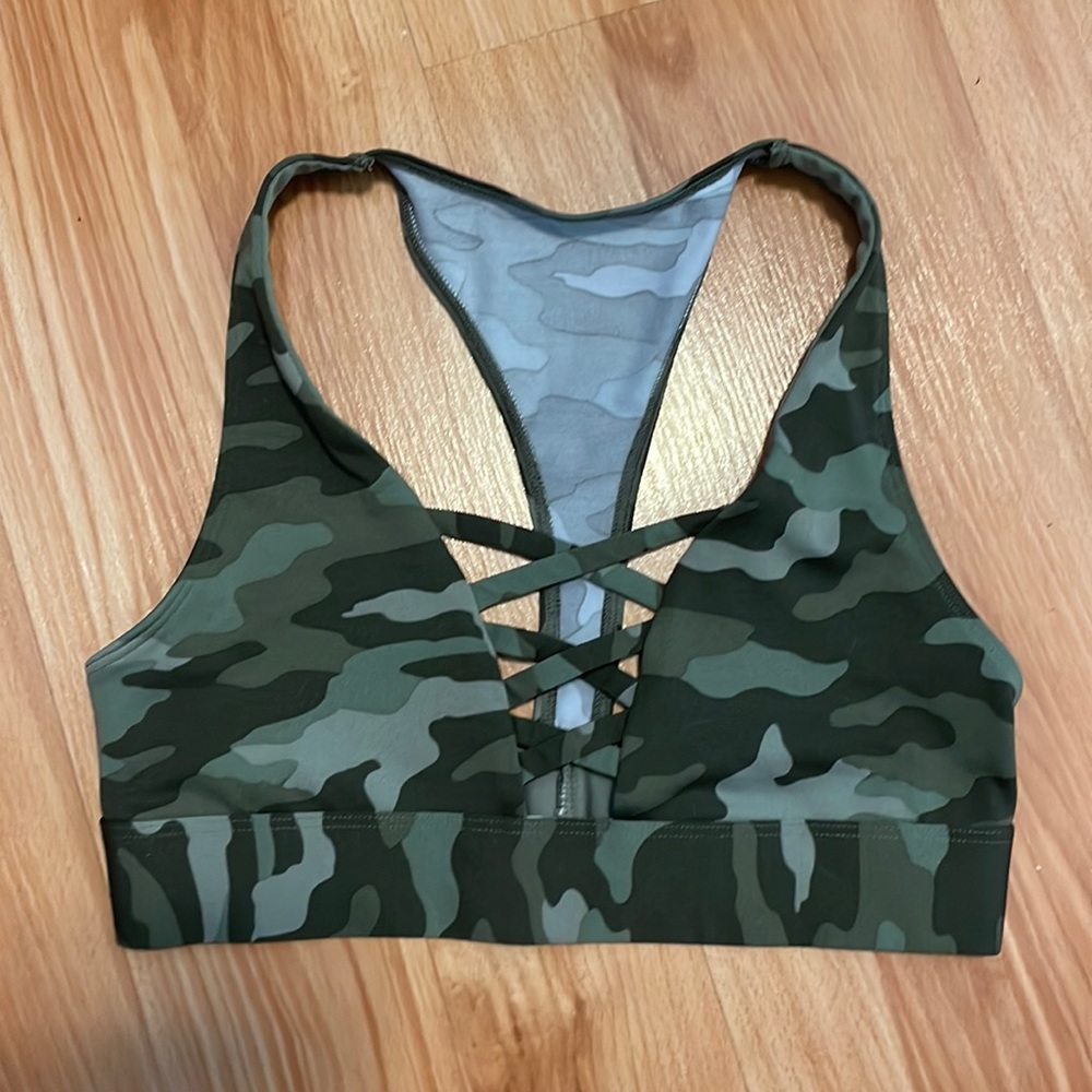 VS Pink - Camo Unlined Sports bra
